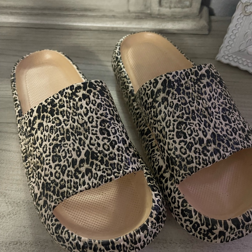 Cloud shoes